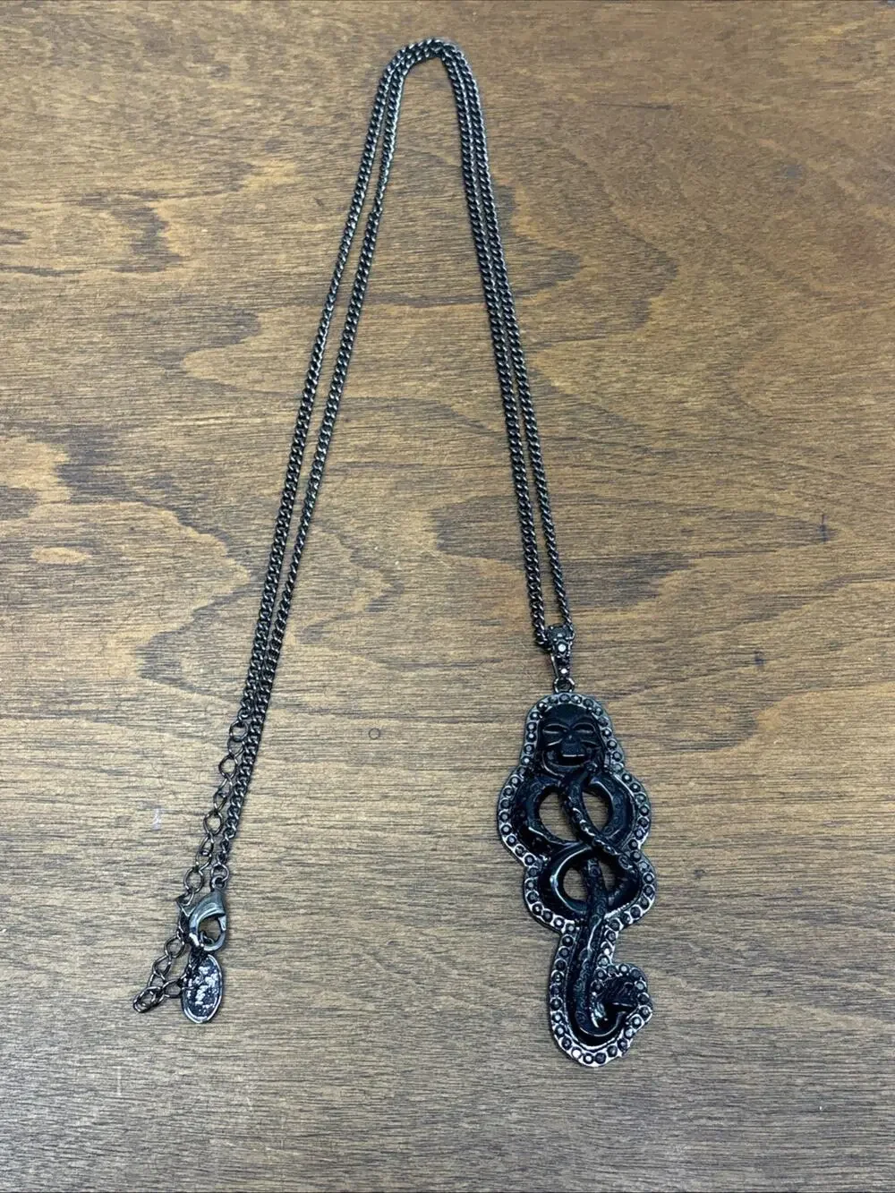 Very Rare Genuine Harry Potter Universal Death Eater Necklace